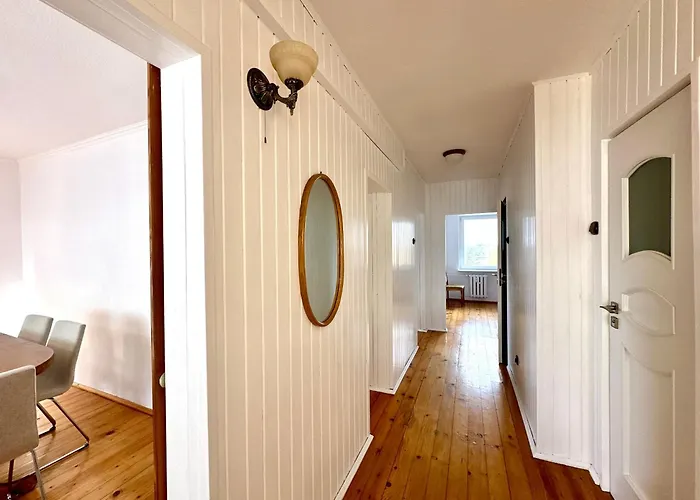 Przy Plazy - Hallera 253