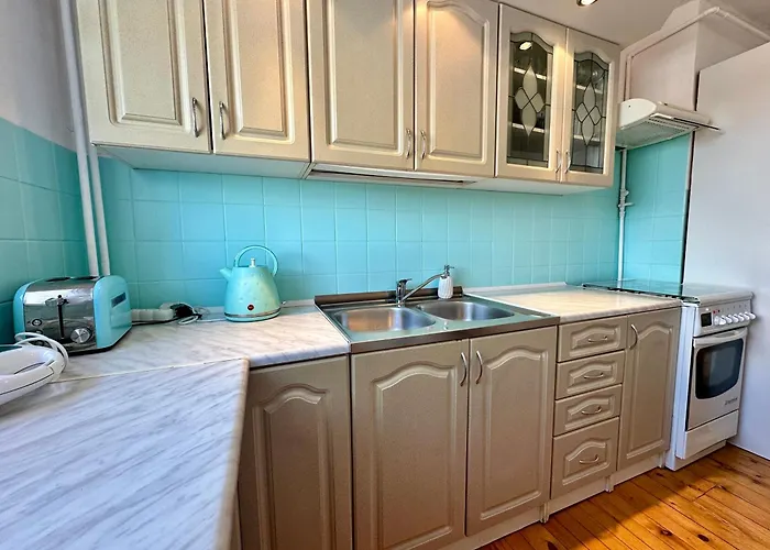 Przy Plazy - Hallera 253 Apartman